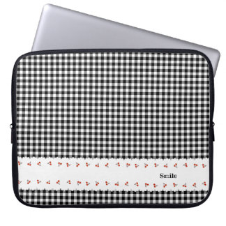 名前 カスタマイズ チェリー　チェック　ブラック ラップトップスリーブ LAPTOP SLEEVE