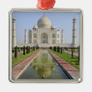 Search for india christmas tree decorations Monument
