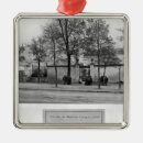 Search for boulevard christmas tree decorations Saint