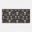 Search for pirate skull mouse mats Halloween