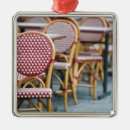 Search for restaurants christmas tree decorations Table