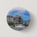 Search for rocky badges Sea