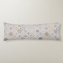 Search for spanish cushions Portuguese