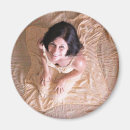 Search for brunette magnets Mermaid