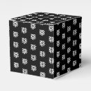Search for snowflake favour boxes Pattern