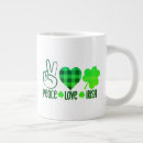 Search for love and peace mugs Green