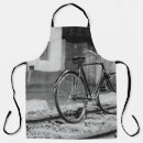 Search for old pictures aprons Vintage