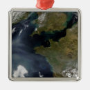 Search for satellite christmas tree decorations Photography