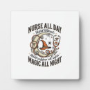 Search for medical plaques Halloweenparty