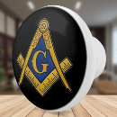 Search for black gold and knobs and pulls Symbol