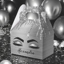 Search for silver favour boxes Modern