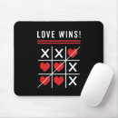 Search for amorous mouse mats Couple