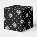 Search for snowflake favour boxes Black