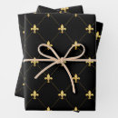 Search for masculine christmas wrapping paper Traditional