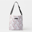 Search for delicate accessories Pastel