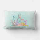 Search for pearl cushions Underwater