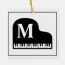 Search for grand christmas tree decorations Pianist