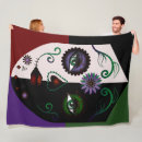 Search for skull blankets Red