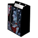 Search for alice in wonderland gift bags Queen of hearts