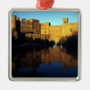 Search for historic christmas tree decorations Reflection