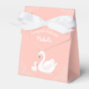 Search for crown favour boxes Pastel