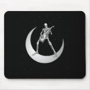 Search for spooky cat mouse mats Tarot