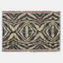 Search for giraffe print blankets Trendy