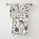 Search for gothic bath towels Flowers