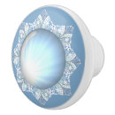Search for light knobs and pulls White