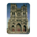 Search for facade magnets Photograph