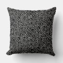 Search for linear cushions Artistic