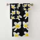 Search for hawaiian flower bath beauty Black