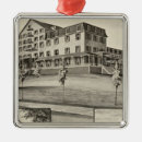 Search for hotel christmas tree decorations Building