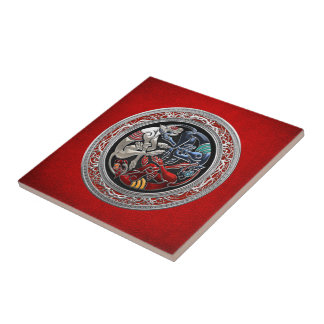 [100] Celtic Treasures - Three Dogs on Silver Tile