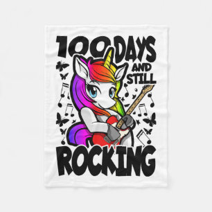 100 Days And Still Rocking - 100 Days Of School Un Fleece Blanket