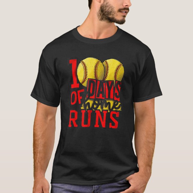 100 Days Of Home Runs Softball 100th Day Of School T-Shirt (Front)
