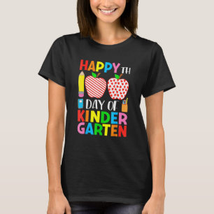100 Days Of Kindergarten Teacher & Student Hearts  T-Shirt