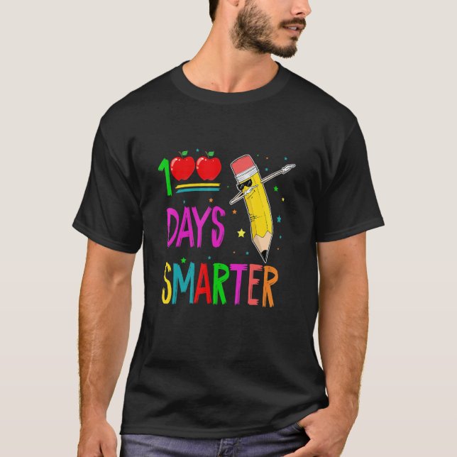 100 Days Smarter   Dabbing Crayons 100th Day Of Sc T-Shirt (Front)