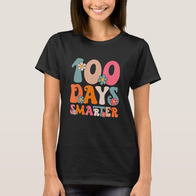 100 Days Smarter Retro Groovy Flowers Teacher Stud T-Shirt (Front)