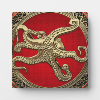 [100] Sacred Gold Octopus in Defensive Posture Plaque