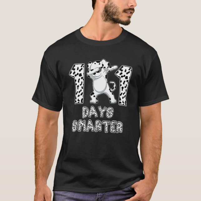 101 Days Smarter Dabbing Dog Teachers And Student T-Shirt (Front)