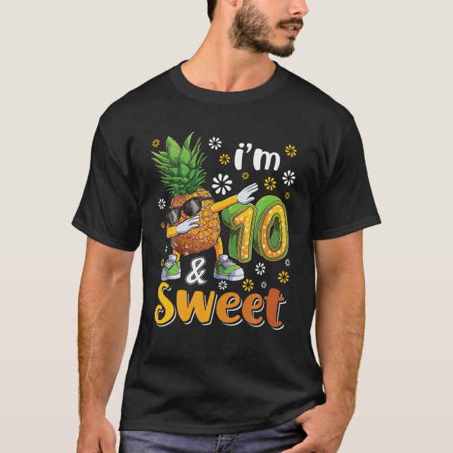 10 Year Old Pineapple Birthday Girl Sweet Fruit 10 T-Shirt (Front)