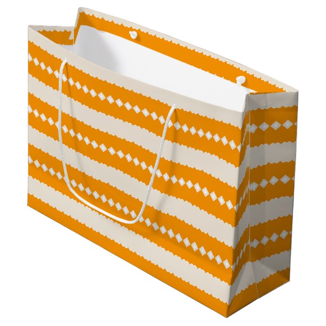 110 LARGE GIFT BAG (Front Angled)