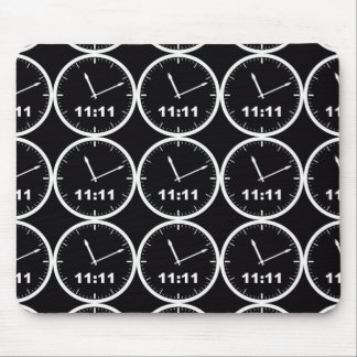 11 11 MOUSE MAT