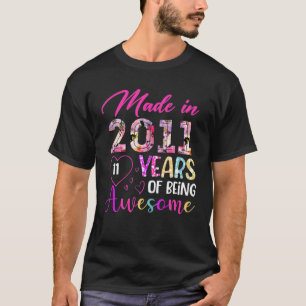 11 Year Of Being Awesome Made In 2011 Birthday Gif T-Shirt