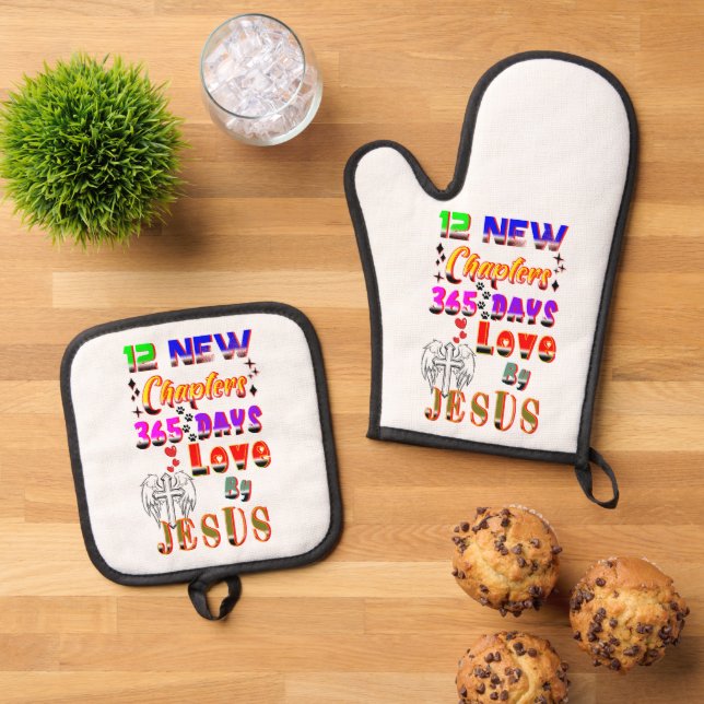12 New Chapters 365 Days Love By Jesus Oven Mitt & Pot Holder Set (Top Down)