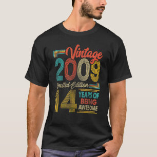 14 Year Old   Born In 2009 Vintage 14th Birthday   T-Shirt