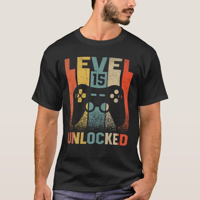 15 Year Old Boys Level 15 Unlocked 15th Birthday T-Shirt (Front)