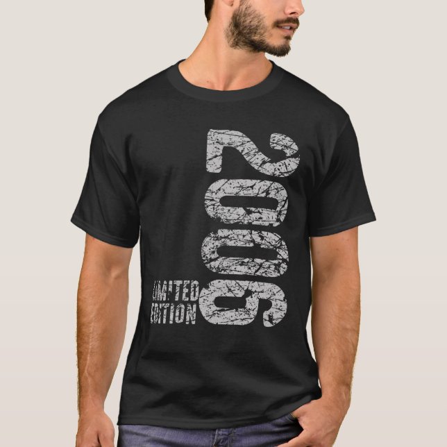 16Th Birthday Boy Girl 16 Years 2006 Funny Gift T-Shirt (Front)