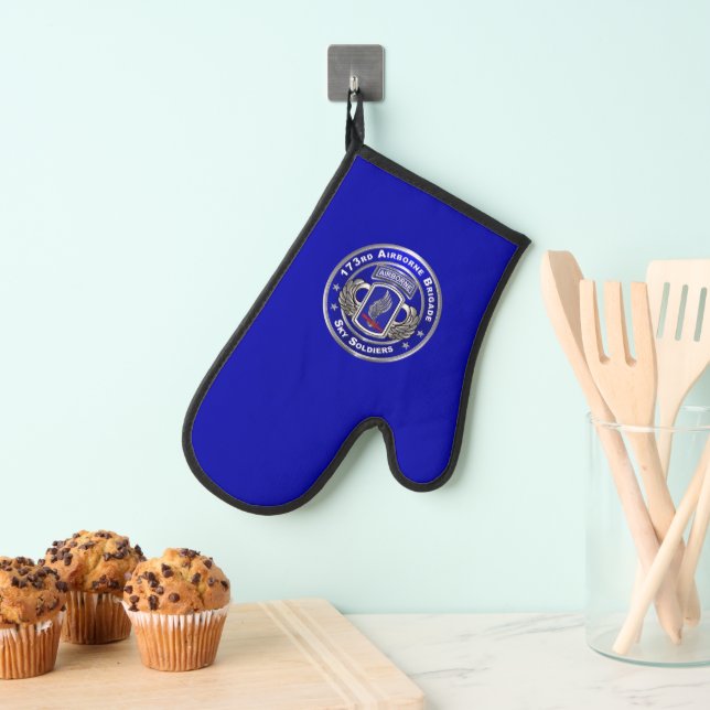 173rd Airborne Brigade Oven Mitt (Insitu(Hanging))